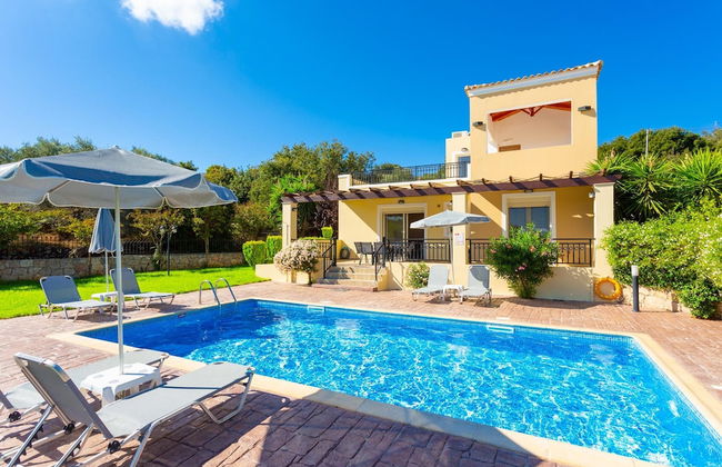 Villa Mary Large Private Pool Walk to Beach Sea Views A C Wifi - 1975 - Foto 7