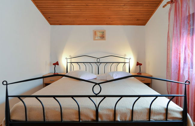 Apartment 1376 - Photo 7