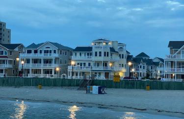 Icon Playce: Beachfront with 360 rooftop - Foto 67