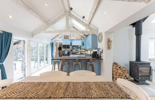 The Cow Stalls - Stunning Farmhouse with Wonderful Views and Garden - Close to Corfe Castle - Foto 12