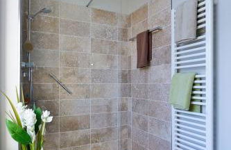 Appartement-5-mit-Suedbalkon-in-strandnaher-Lage-Baederstil-Villa-in-Wenningstedt-Sylt - Foto 14