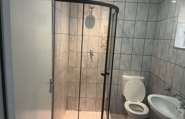 4th Road accommodation - Photo 20