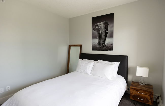 Icon 2 Apartments by Corporate Stays - Photo 11