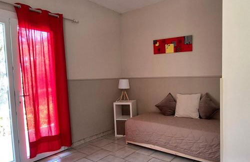 APPARTEMENTS DANS VILLA EN REZ DE JARDIN - Foto 42