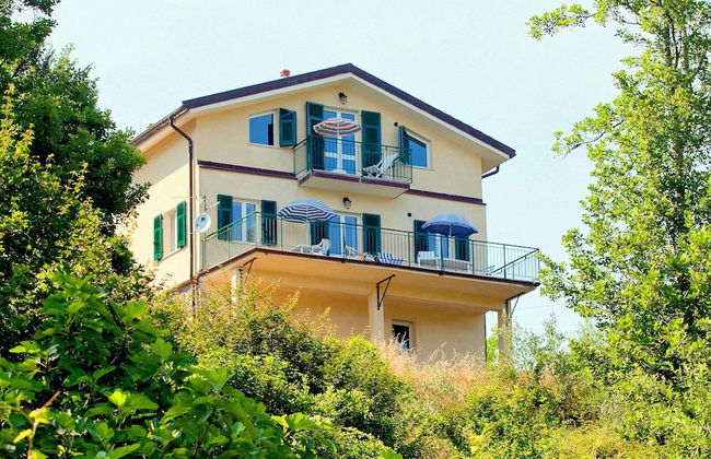 Holiday Home in Sesta Godano Near Lake - Foto 13