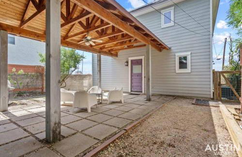 Enjoy DT Newly Renovated & Patio and Free Swim Club by Austin Vacay - Foto 23