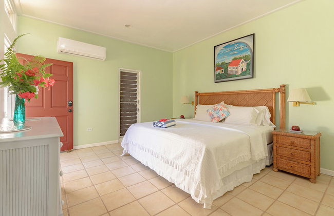 Fort Recovery Beachfront Villa & Suites Hotel - Photo 19