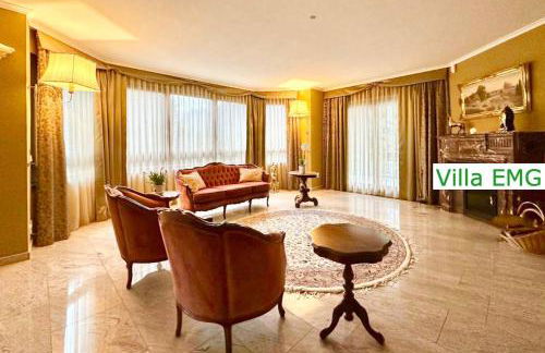 Luxury Ferienhaus Spa Villa Gernsbach mit Pool, Sauna, Garten, Kamin bis 22 Personen - Foto 23