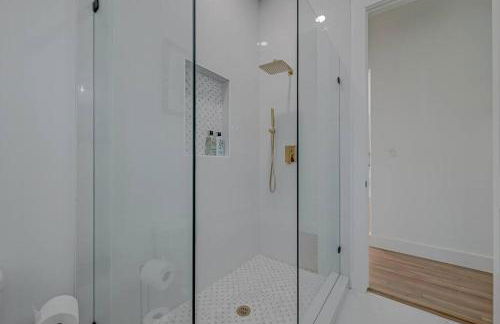 Stylish, 2 Bedroom in Houston-Bellaire - Foto 26