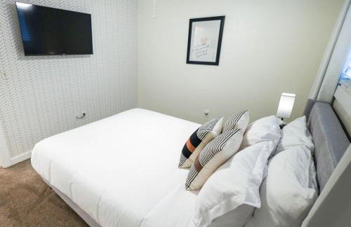 Game Night Downtown - BSU - Slots - Over 100 Games - Foto 44