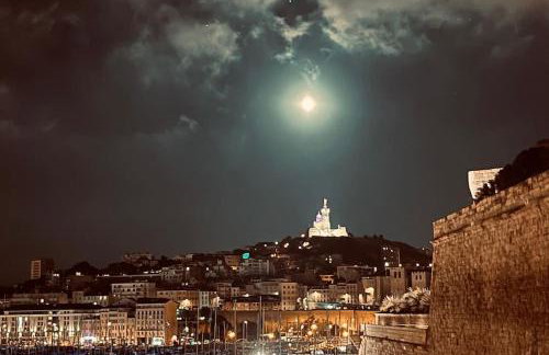 Appartement terrasse proche vieux-port - Photo 27