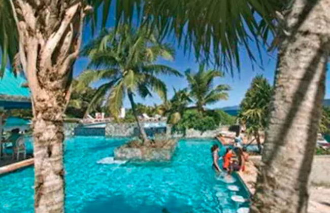 Sapphire Beach Resort - Photo 12