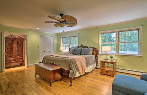 Charming Saylorsburg Retreat with Game Room and Patio! - Foto 17