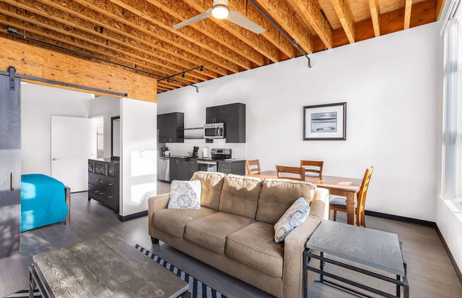 Roxy Condo 203 in Bremerton - Photo 4