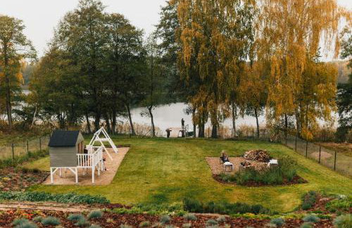 Kalwa Lake House - dom nad jeziorem z prywatnym pomostem i jacuzzi oraz sprzętem wodnym - Photo 29