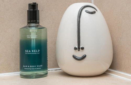 Georgian Elegance with Patio Garden West End - Pass the Keys - Foto 38