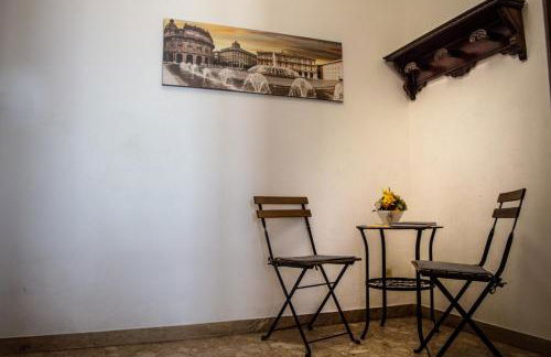 Overlooking Genoa - Foto 34