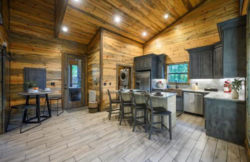 Romantic 1BR Cabin in Broken Bow HotTub, FirePit - Foto 10