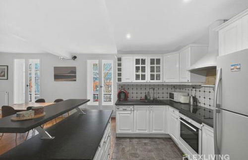 Spacious one-bedroom apartment just 1 minute walk from Montparnasse train - Foto 17