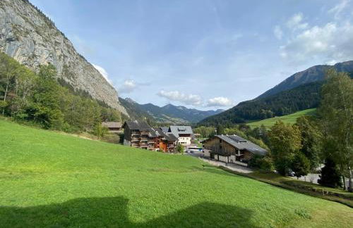 Studio calme avec parking couvert - FR-1-692-90 - Photo 3