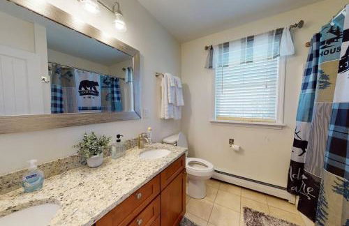 Gorgeous Conway Home A/C, Hot Tub & Full Game Room - Foto 20