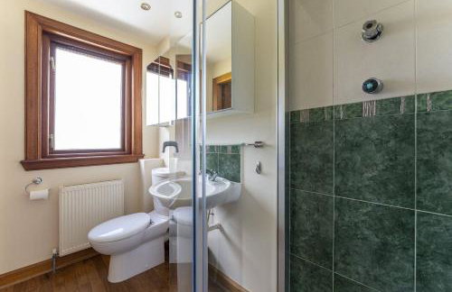 St Michael's - Photo 46