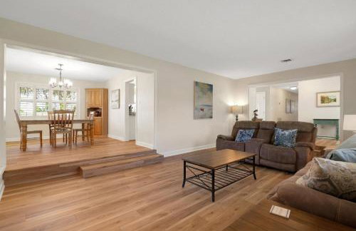 Lake Haven Retreat Private Dock & Peaceful Views - Photo 17