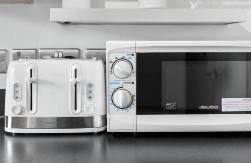 Modern Two Bed House - Garden - Parking - Smart TV - 2GMS - Foto 34