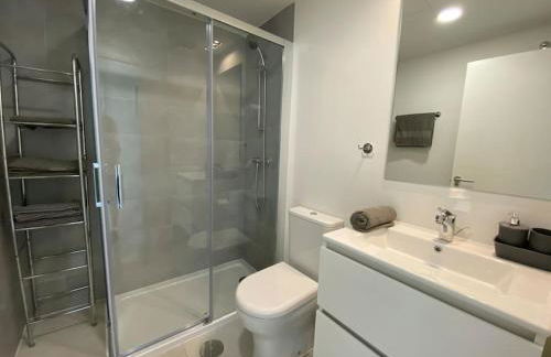 Deluxe sea view apartment with a swimming pool - Foto 14