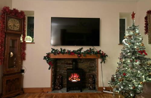 Rose Cottage Trecynon Traditional 2 bed cottage Zip World Beacons Bike - Photo 37