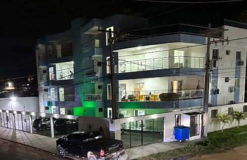 No Atalaia, Fort Poseidon rua do Atalho a 700 metros da praia do Atalaia, apartamento novo decorado, varanda, sala de estar e jantar, 02 suítes, 03 banheiros, lavanderia, cozinha, piscina, churrasqueira, salão de jogos, vista parcial das dunas e mar - Photo 4