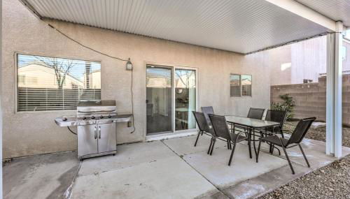 Spacious 5BR Modern Luxury Villa in Vegas - Foto 5