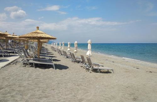 Maisonette on the beach with small garden - Foto 53