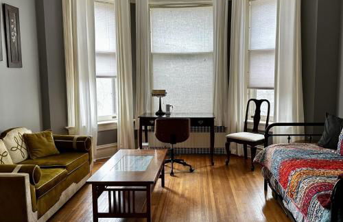 Historic Tudor with River Views & Fun Gaming Room - Foto 11