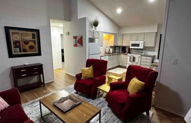 South Side Resort - Very Close Derby Turnpike Dtn - Photo 13