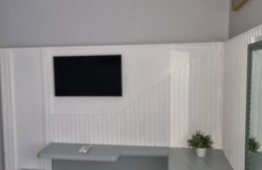 Newly Refurbished 2- Bed Stylish Home - Foto 14