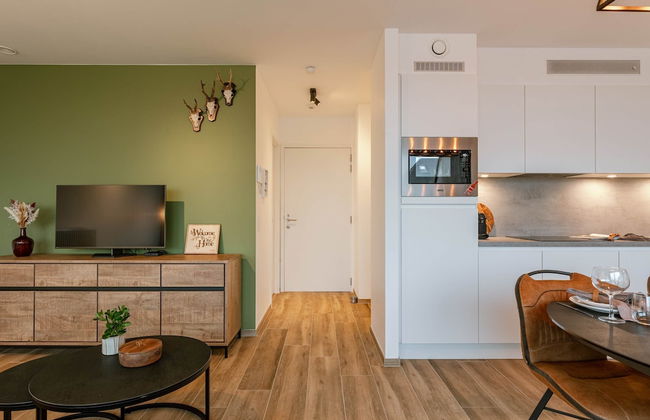 Cozy Beach Apartment in Middelkerke for 5 Guests Bright Living Space With Terrace - Photo 11