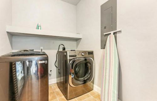 Fully Furnished Condos Near St Charles - Foto 40