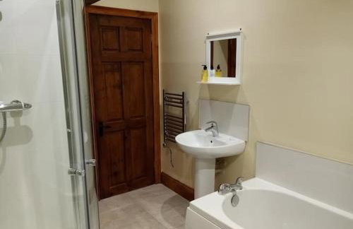 Rural getaway with a view - Old Spout Barn - Foto 16