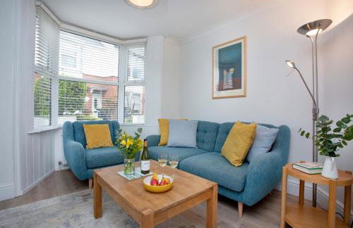 Holmdale House - Photo 3