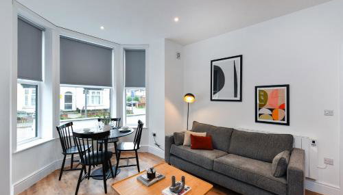 Stylish Flat with En-Suites Near Nature & Amenities - Foto 3