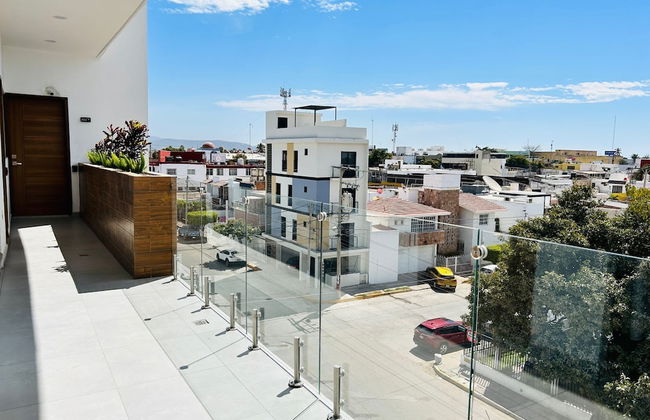 Flamingos - Photo 16