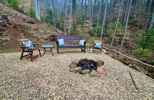 Private Mtn Love Shack w/ fast wifi, BBQ & view - Foto 33