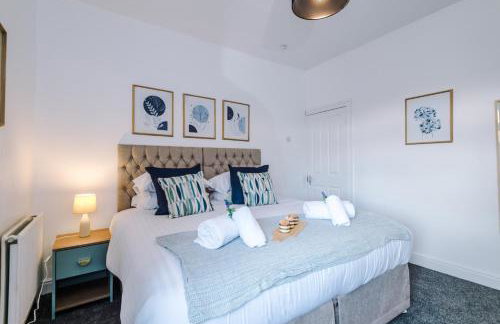 NEW! Spacious 3-Bed Home in Newcastle-under-Lyme by 53 Degrees Property, Ideal for Business, FREE Parking! - Foto 21