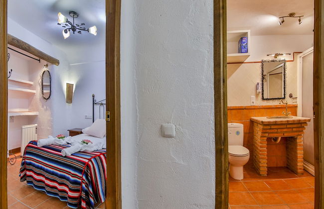 Cuevas El Moral - Foto 35