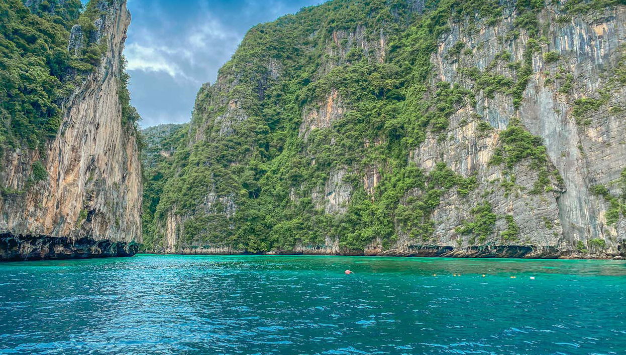 Phi Phi Islands & Maya Bay Day Trip - Photo 1