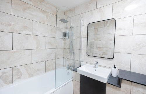 Bright & Modern Battersea Apartment, Free Parking & Fast Wi Fi - Foto 15