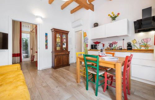 CHARMING HOUSE con doccia sensoriale e cortile interno - CENTRO STORICO - Foto 13