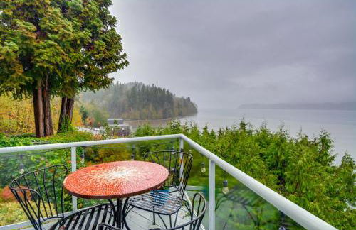 Steps to Beach Scenic Escape in Port Orchard! - Foto 1