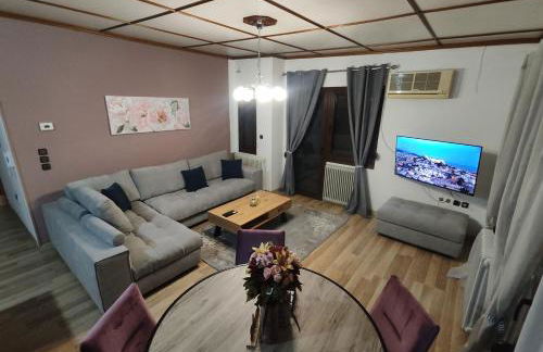 Emily Apartment 5 - Photo 1